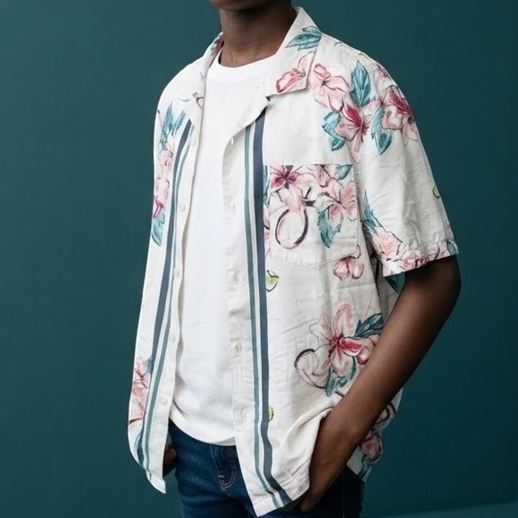 Abercrombie & Fitch Other - Abercrombie & Fitch Shirt Mens Small White Pink Floral Tennis Camp Button Up
